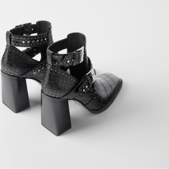 Zara Animal Print Studded Embossed Cut Out Booties Size 39 - Picture 2 of 7